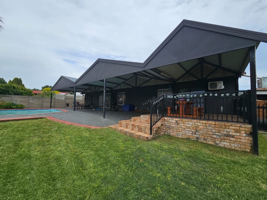 3 Bedroom Property for Sale in Sasolburg Ext 10 Free State